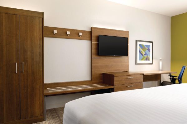 Holiday Inn Express & Suites MCALLEN - MEDICAL CENTER AREA (McAllen)